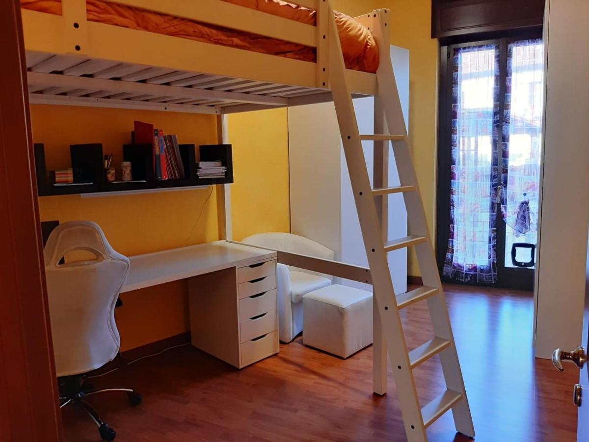 Luxe Apartment Near Milano, Rho Fiera E Mxp Busto Arsizio Bagian luar foto