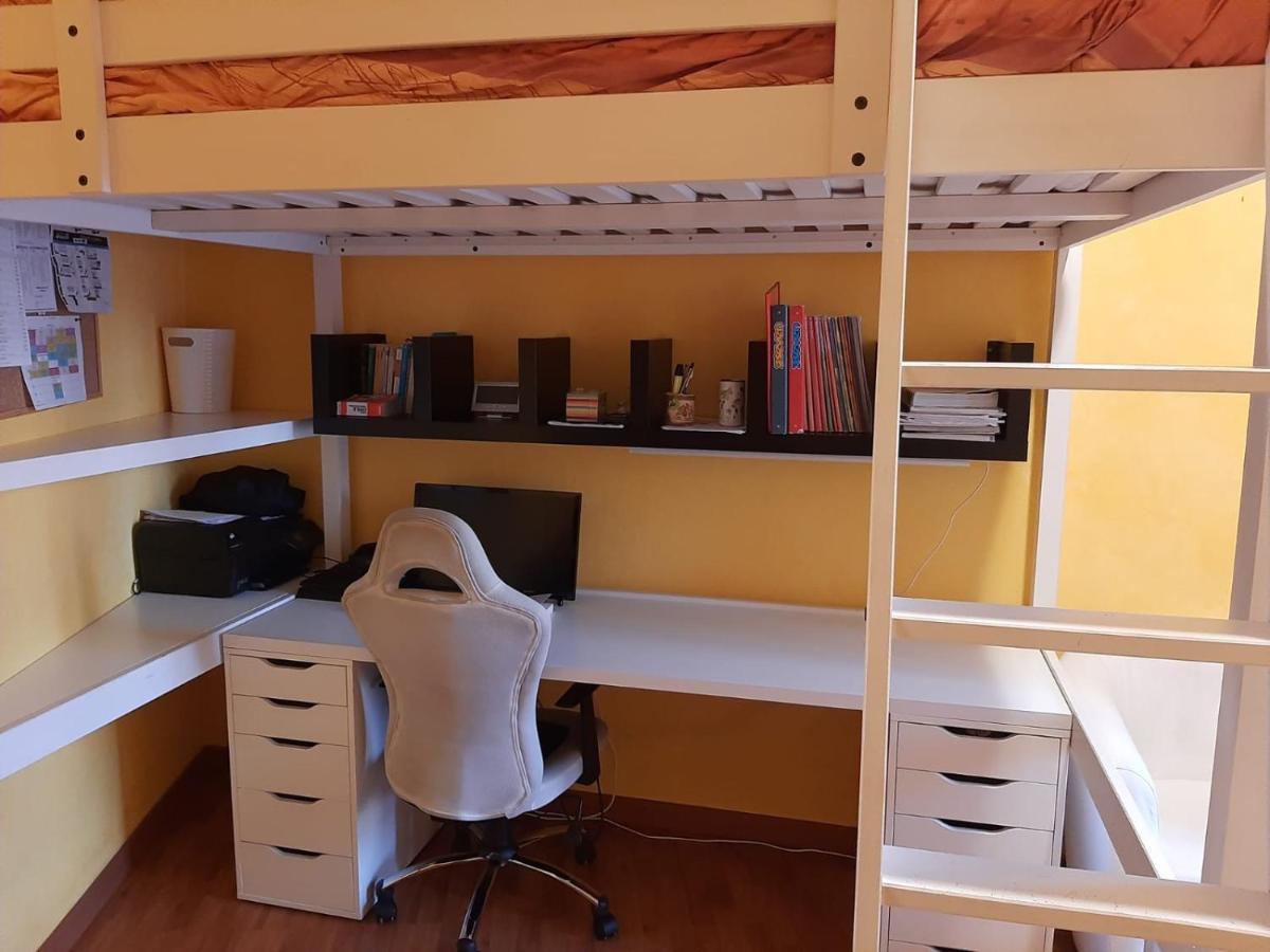 Luxe Apartment Near Milano, Rho Fiera E Mxp Busto Arsizio Bagian luar foto