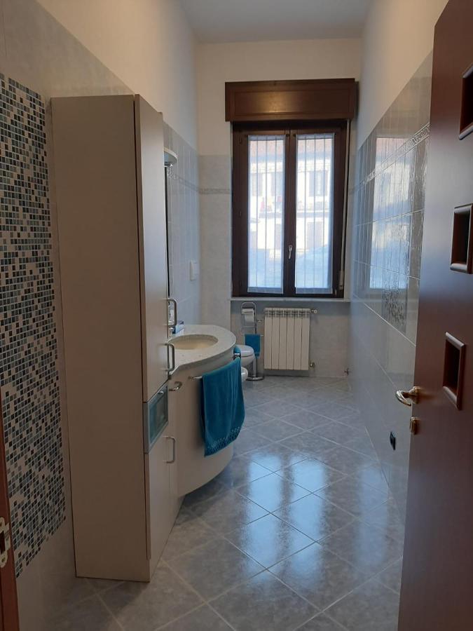 Luxe Apartment Near Milano, Rho Fiera E Mxp Busto Arsizio Bagian luar foto