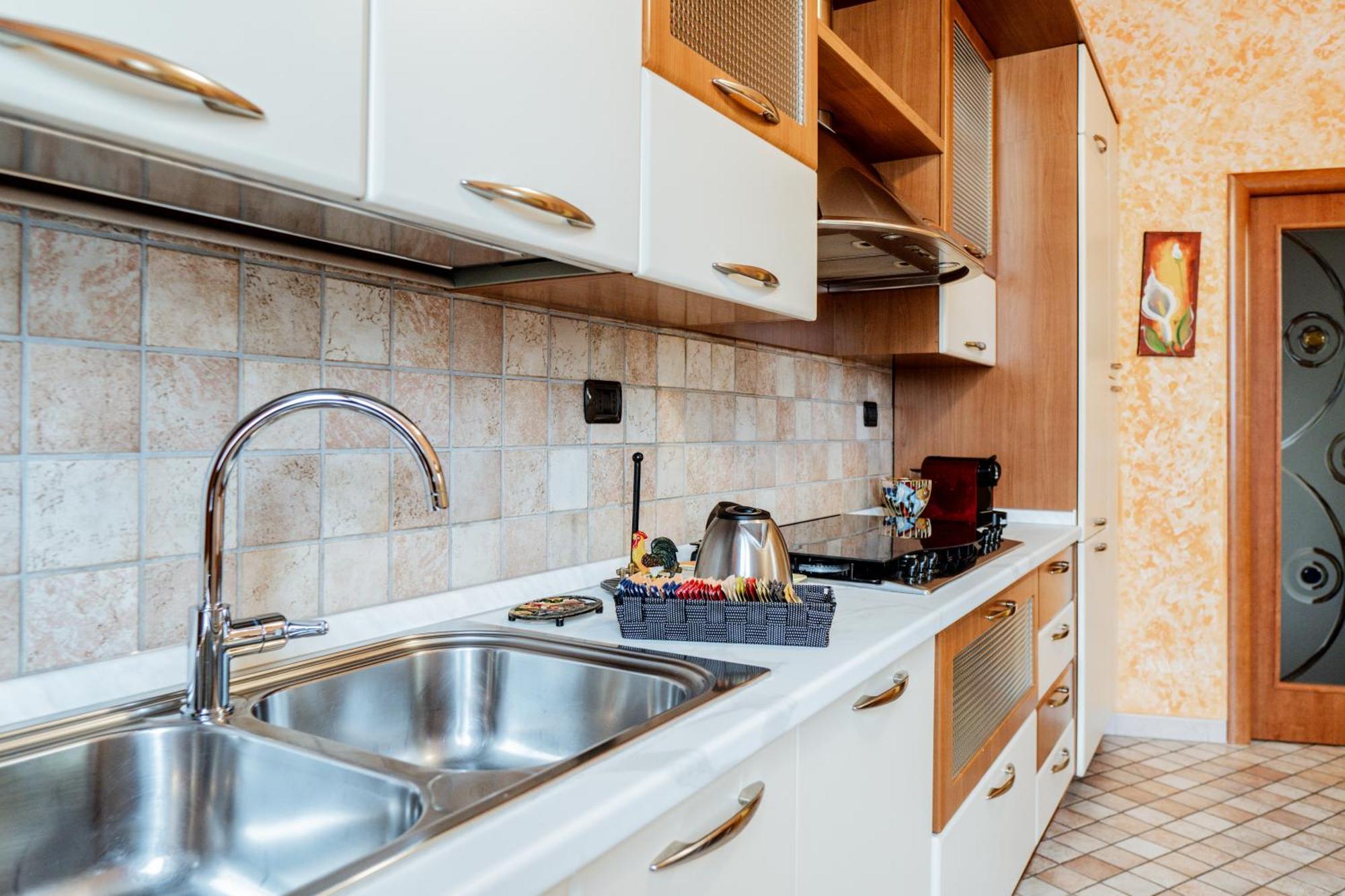 Luxe Apartment Near Milano, Rho Fiera E Mxp Busto Arsizio Bagian luar foto
